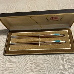 Vintage Cross 14 K gold filled Pen and pencil set